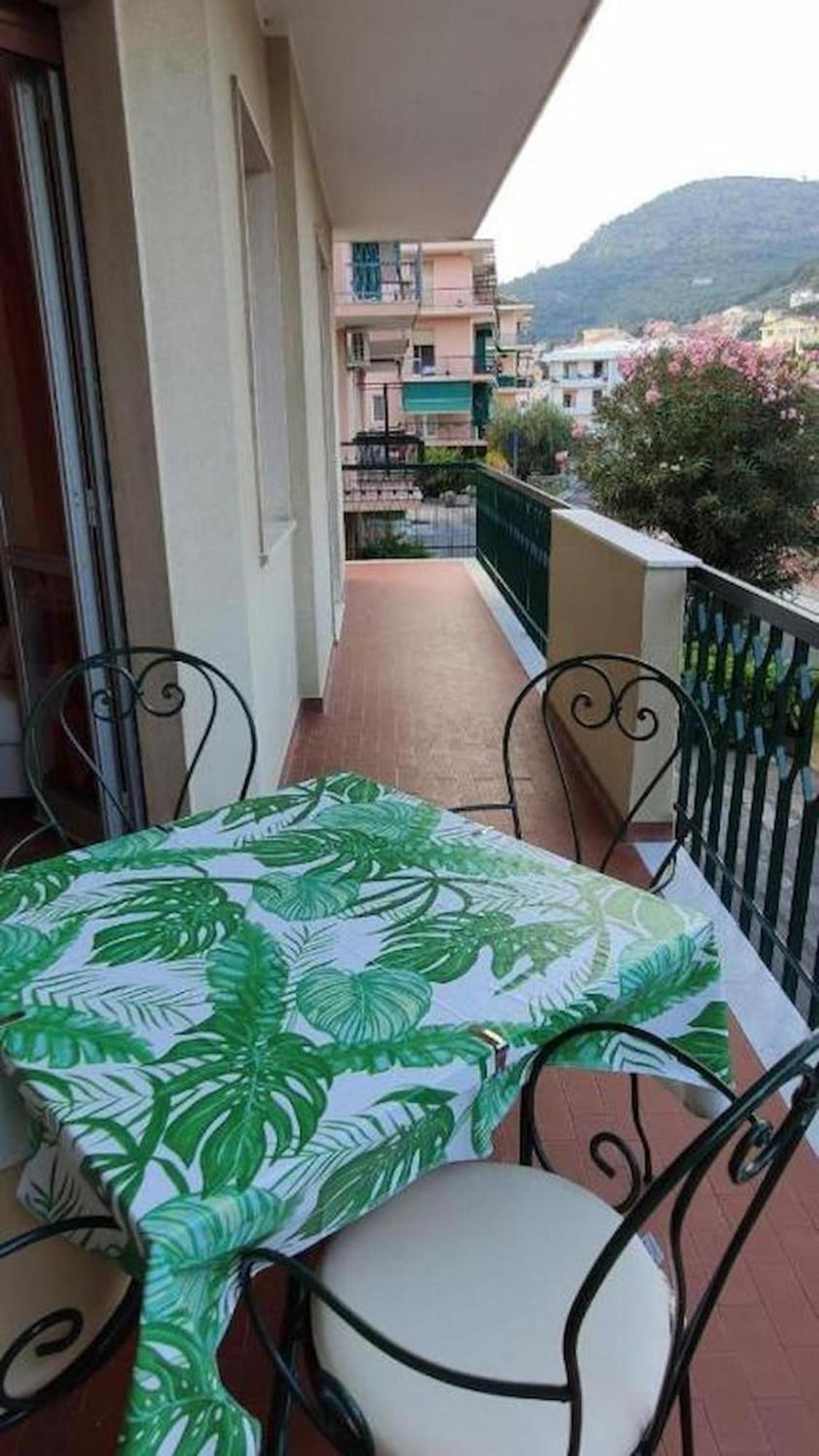 Hannalore - By Ligooria * Pietra Ligure